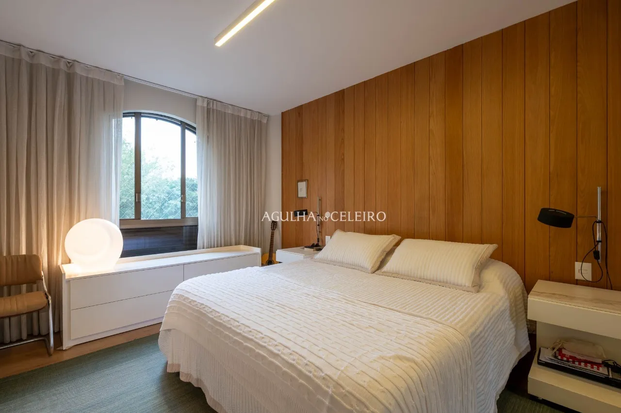 Localização excepcional com vista em Alto de Pinheiros – 21947