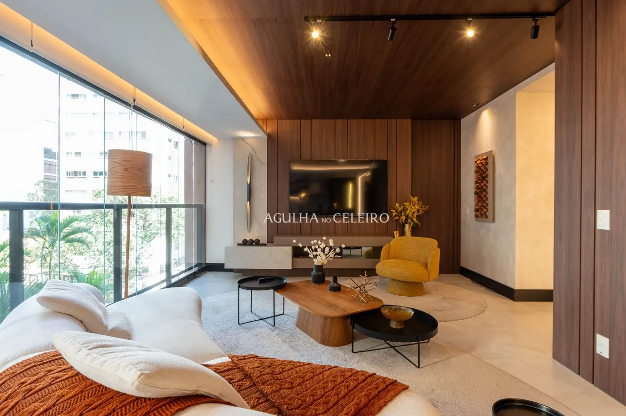 Jardim Paulista: 3 Suítes Decoradas com Móveis de Design – 21969
