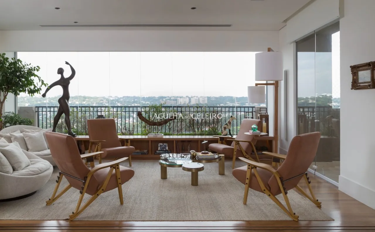 Apartamento com vista maravilhosa à venda no Jardim Europa – 21974