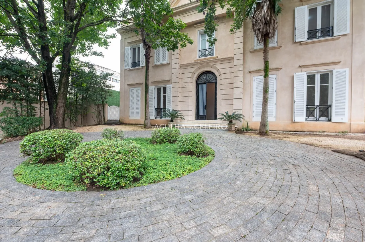 Casa maravilhosa à venda no Real Parque – 22009