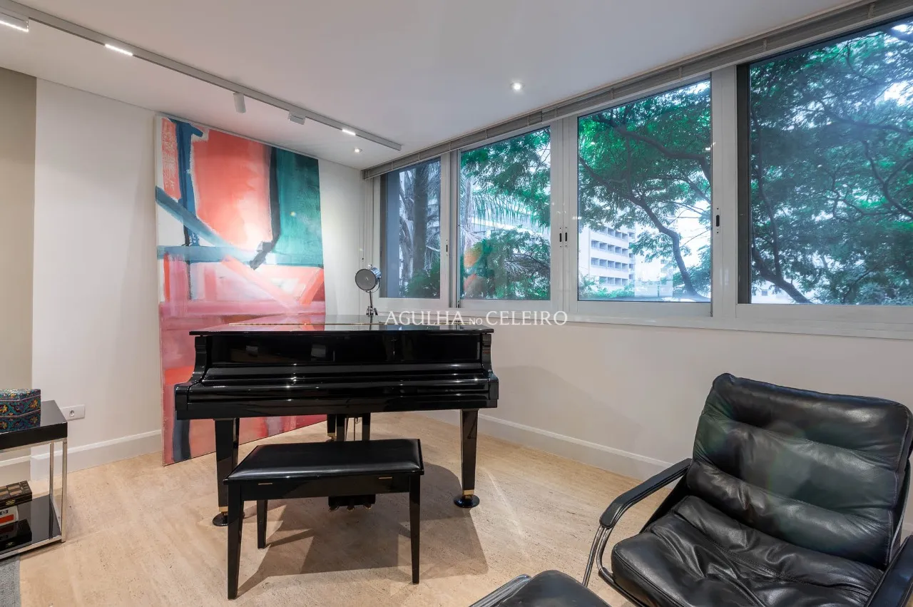 Apartamento com planta funcional e vista para a copa das árvores no Jardim América – 22014