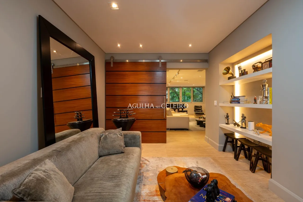Apartamento com planta funcional e vista para a copa das árvores no Jardim América – 22014