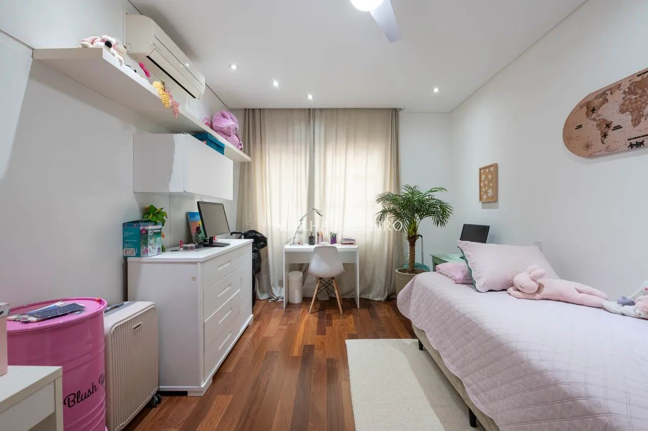 Apartamento com planta funcional e vista para a copa das árvores no Jardim América – 22014