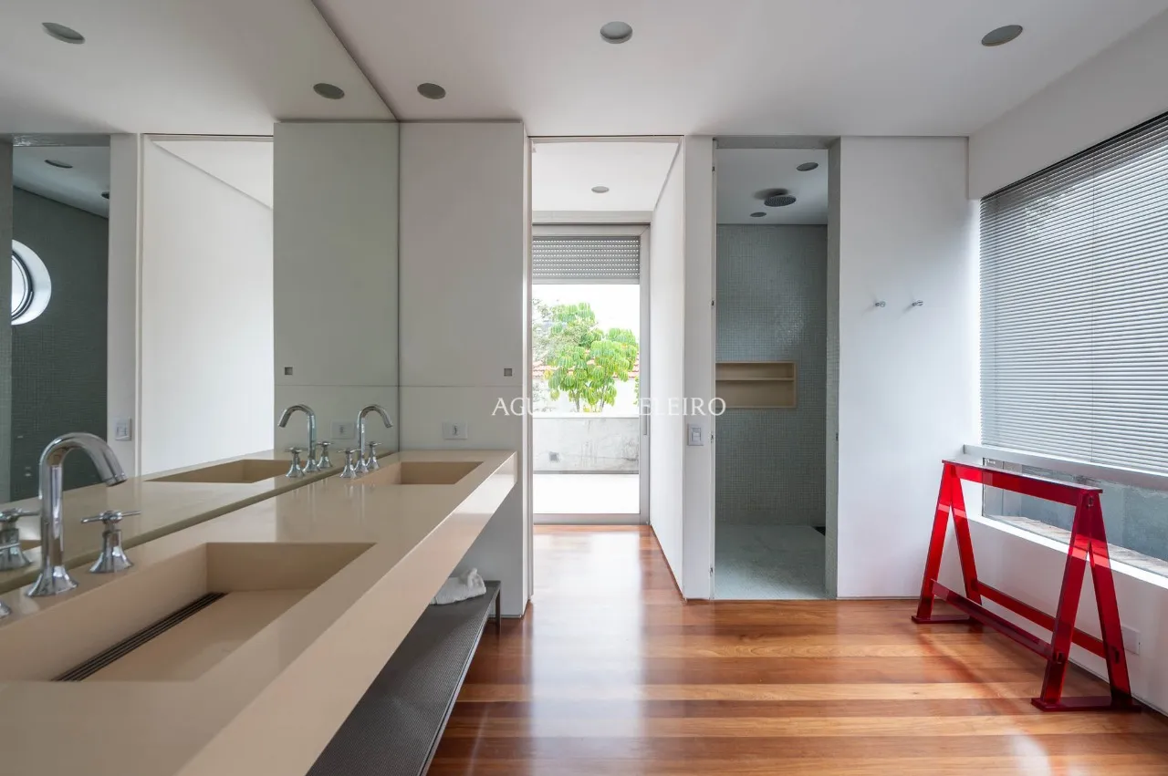 Casa assinada por Isay Weinfeld no Jardim Paulista – 22026