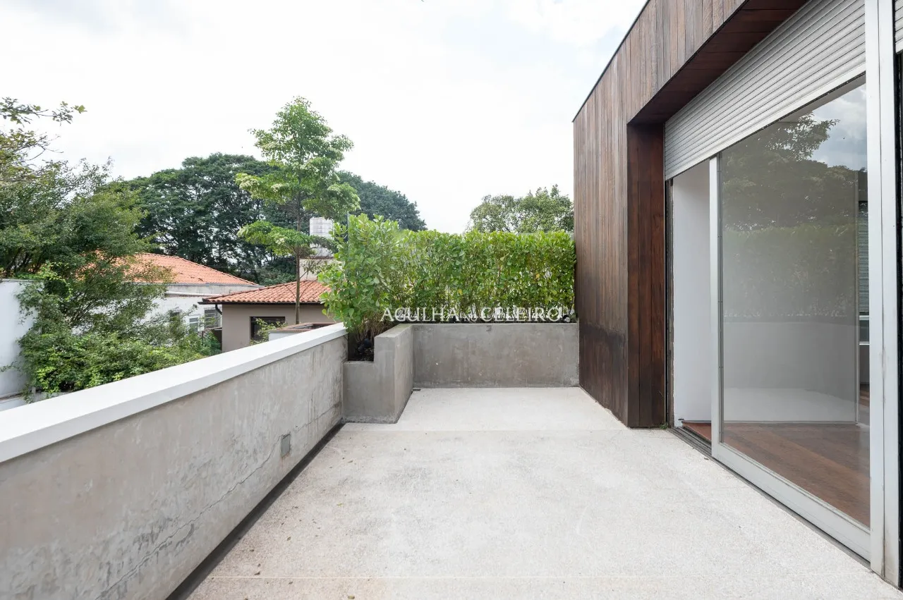 Casa assinada por Isay Weinfeld no Jardim Paulista – 22026