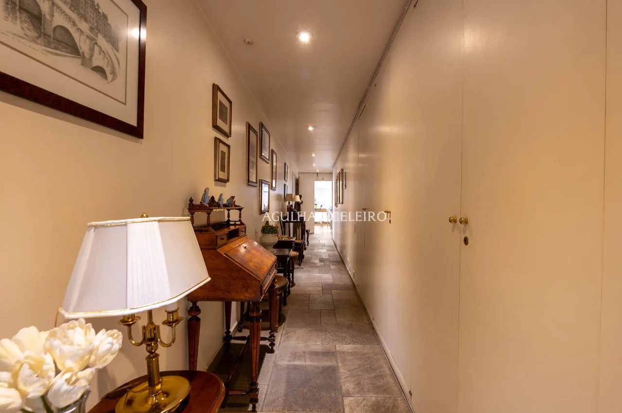 Apartamento amplo com vista aberta no Jardim América. – 22038