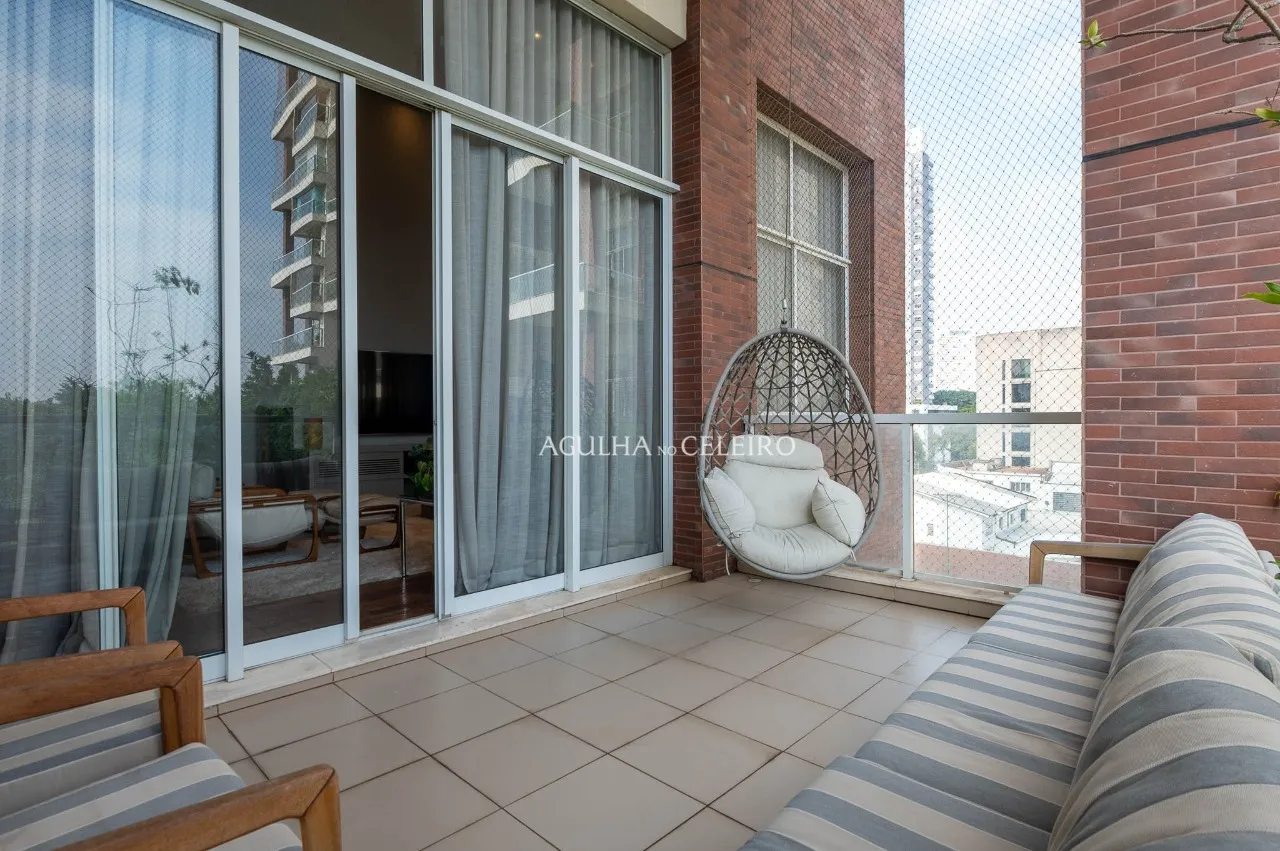Apartamento com 5 dormitórios no Alto de Pinheiros – 22054