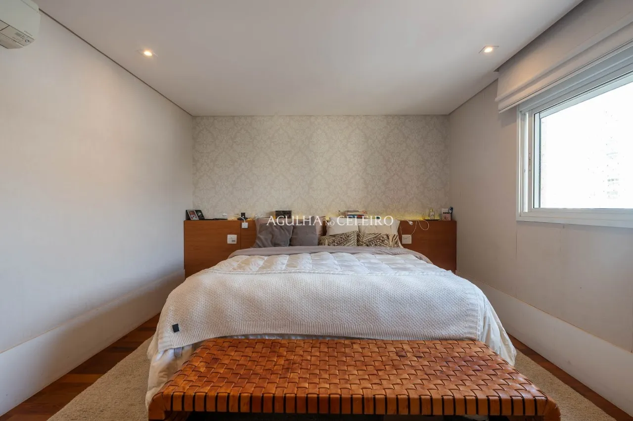 Apartamento com 5 dormitórios no Alto de Pinheiros – 22054