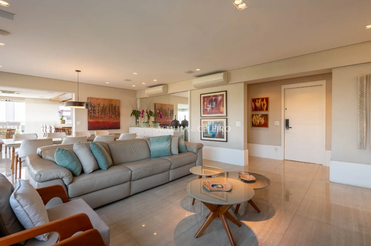 Apartamento com varanda gourmet integrada e vista aberta no Campo Belo – 22055
