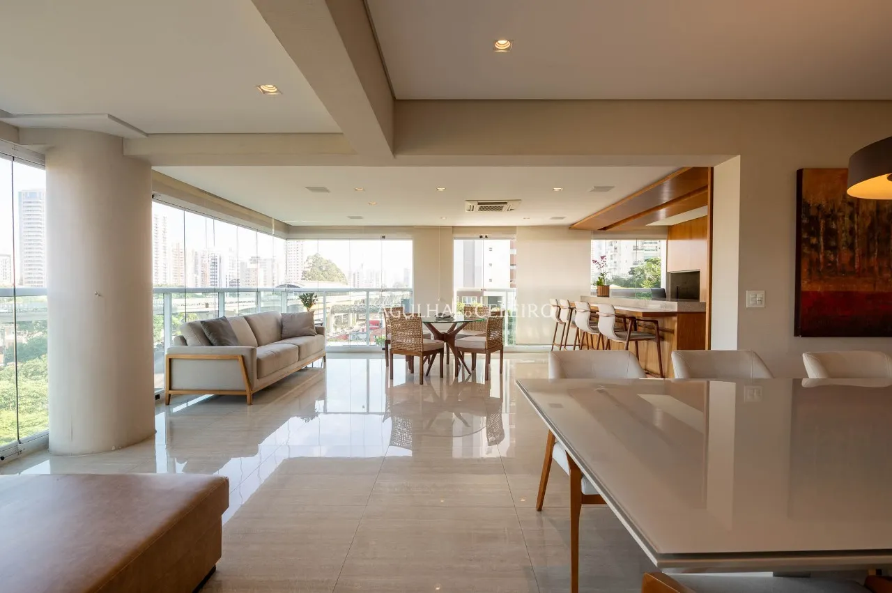 Apartamento com varanda gourmet integrada e vista aberta no Campo Belo – 22055
