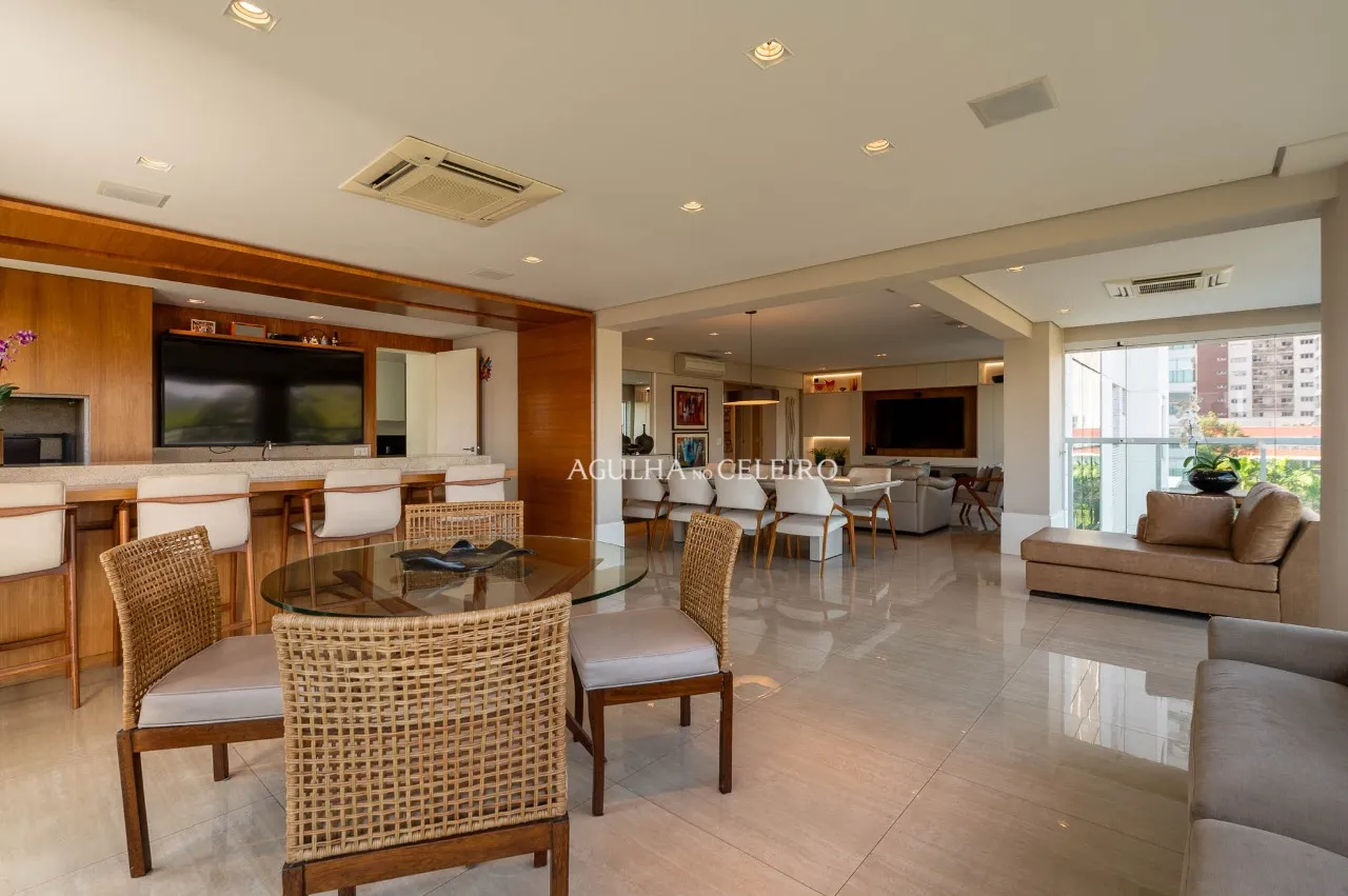 Apartamento com varanda gourmet integrada e vista aberta no Campo Belo – 22055