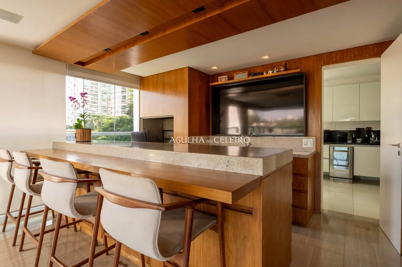 Apartamento com varanda gourmet integrada e vista aberta no Campo Belo – 22055