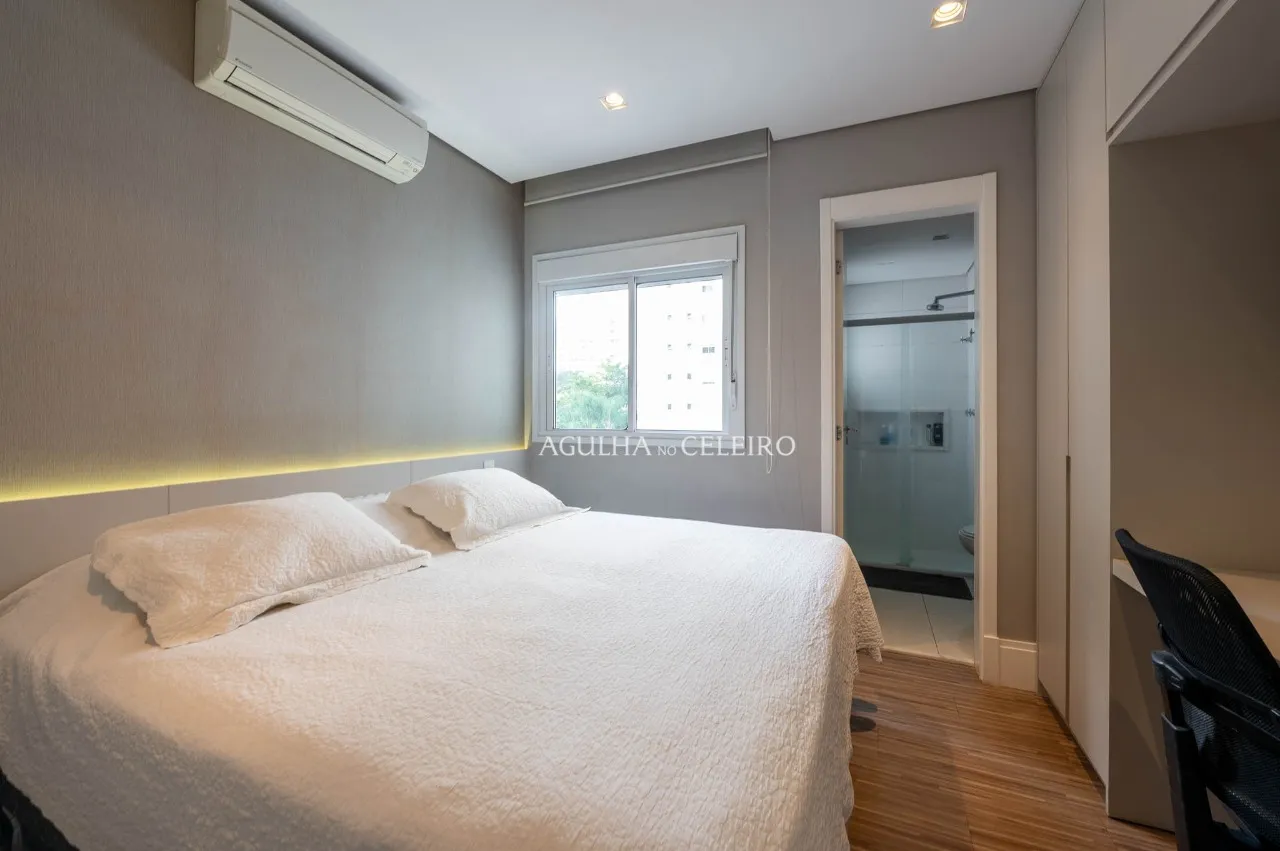 Apartamento com varanda gourmet integrada e vista aberta no Campo Belo – 22055