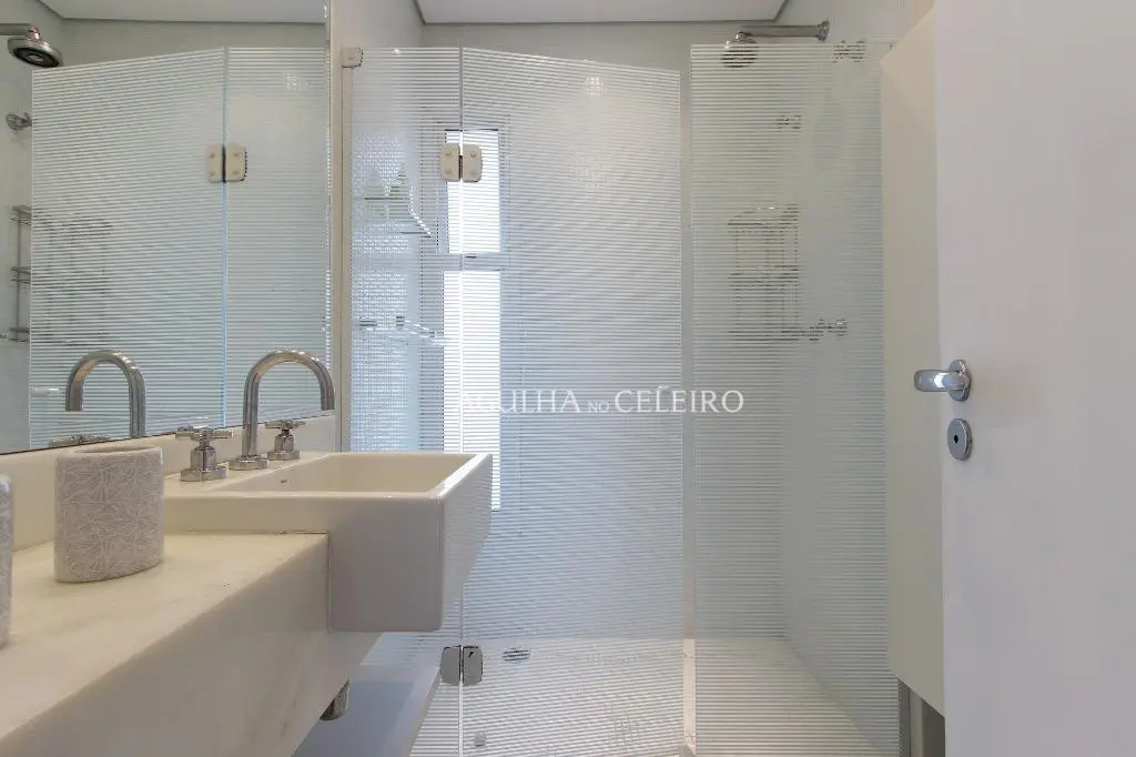 Apartamento charmoso e exclusivo em localização privilegiada. – AP4680