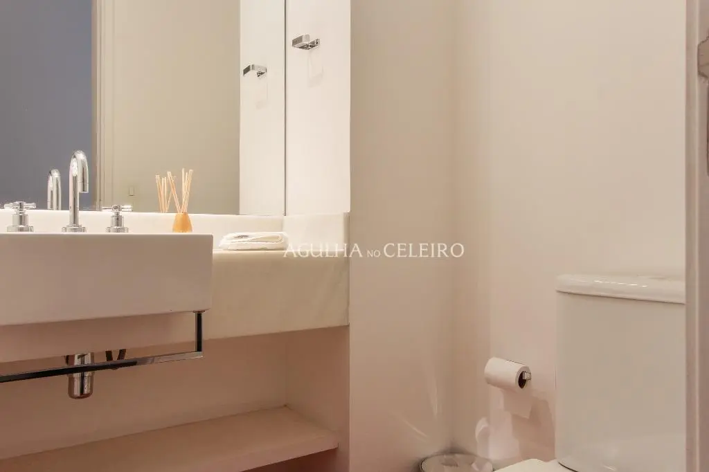 Apartamento charmoso e exclusivo em localização privilegiada. – AP4680