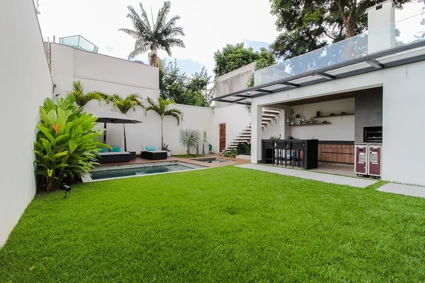 Casa moderna à venda na Vila Nova Conceição. – CA0616