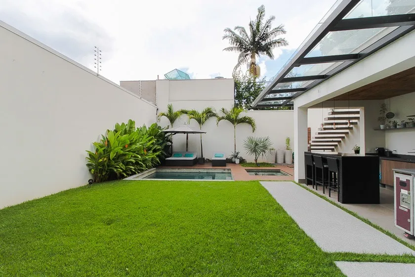 Casa moderna à venda na Vila Nova Conceição. – CA0616
