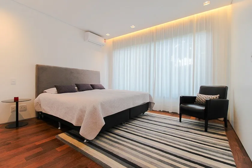 Casa moderna à venda na Vila Nova Conceição. – CA0616