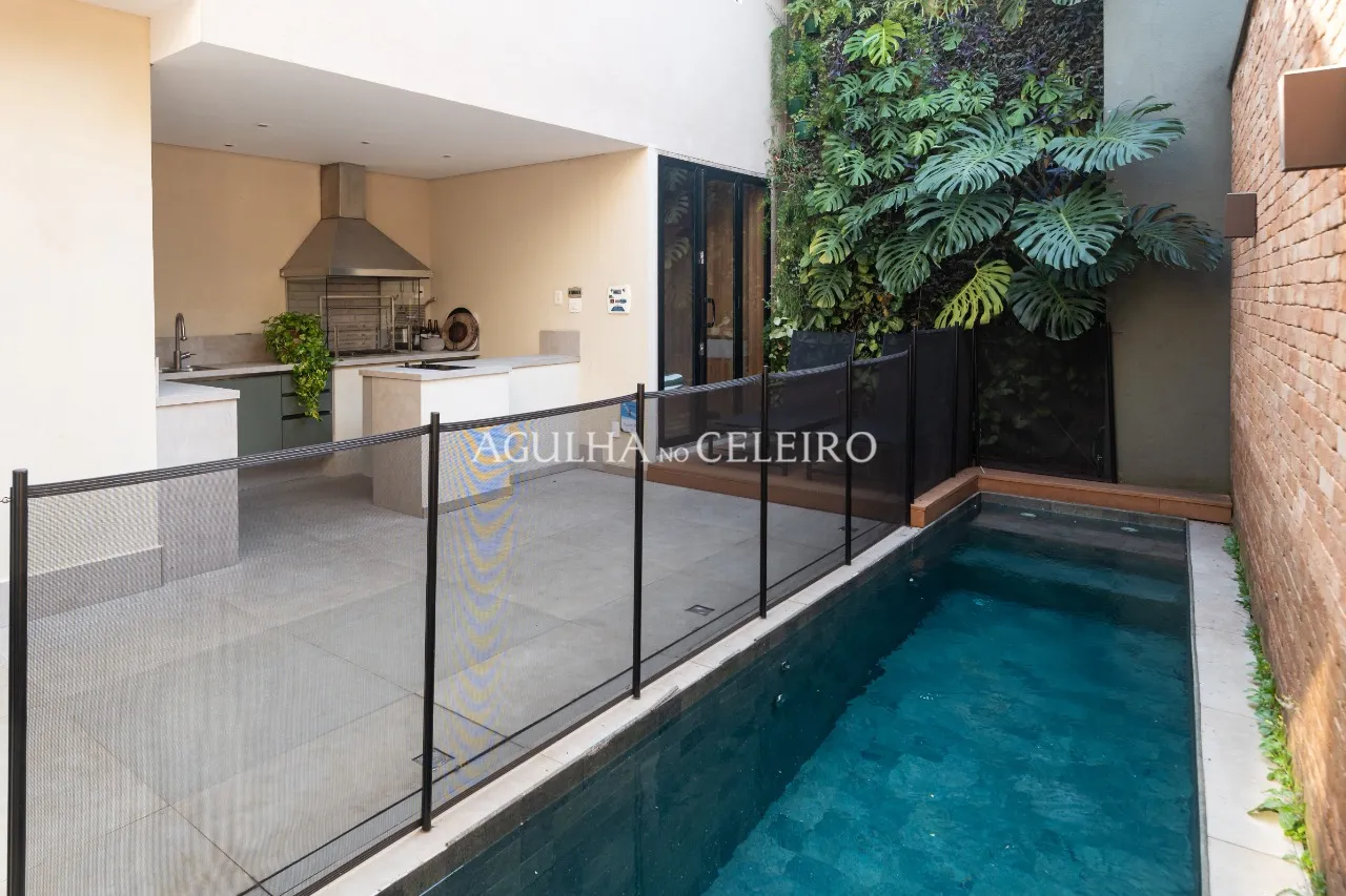 Super charmosa e com piscina! – CA1000