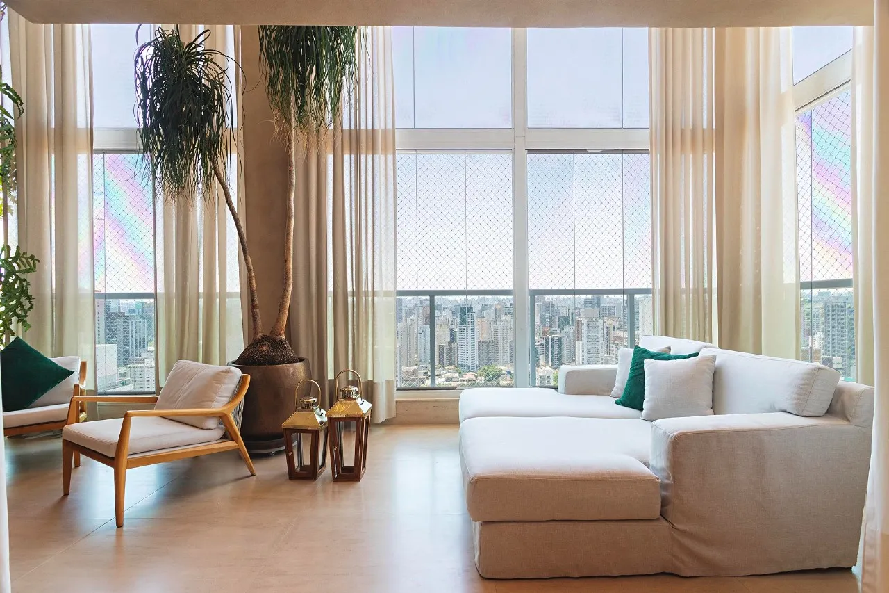 Cobertura reformada e mobiliada com áreas integradas na Vila Olímpia – CO0125