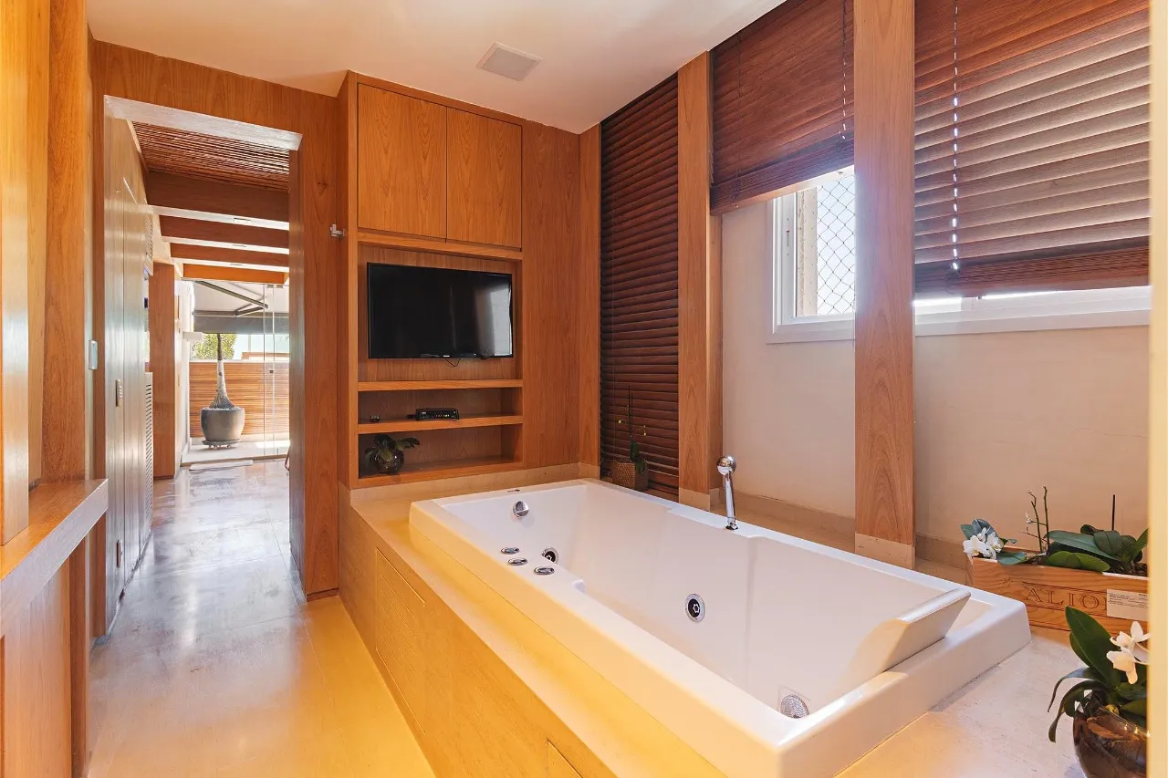 Cobertura reformada e mobiliada com áreas integradas na Vila Olímpia – CO0125