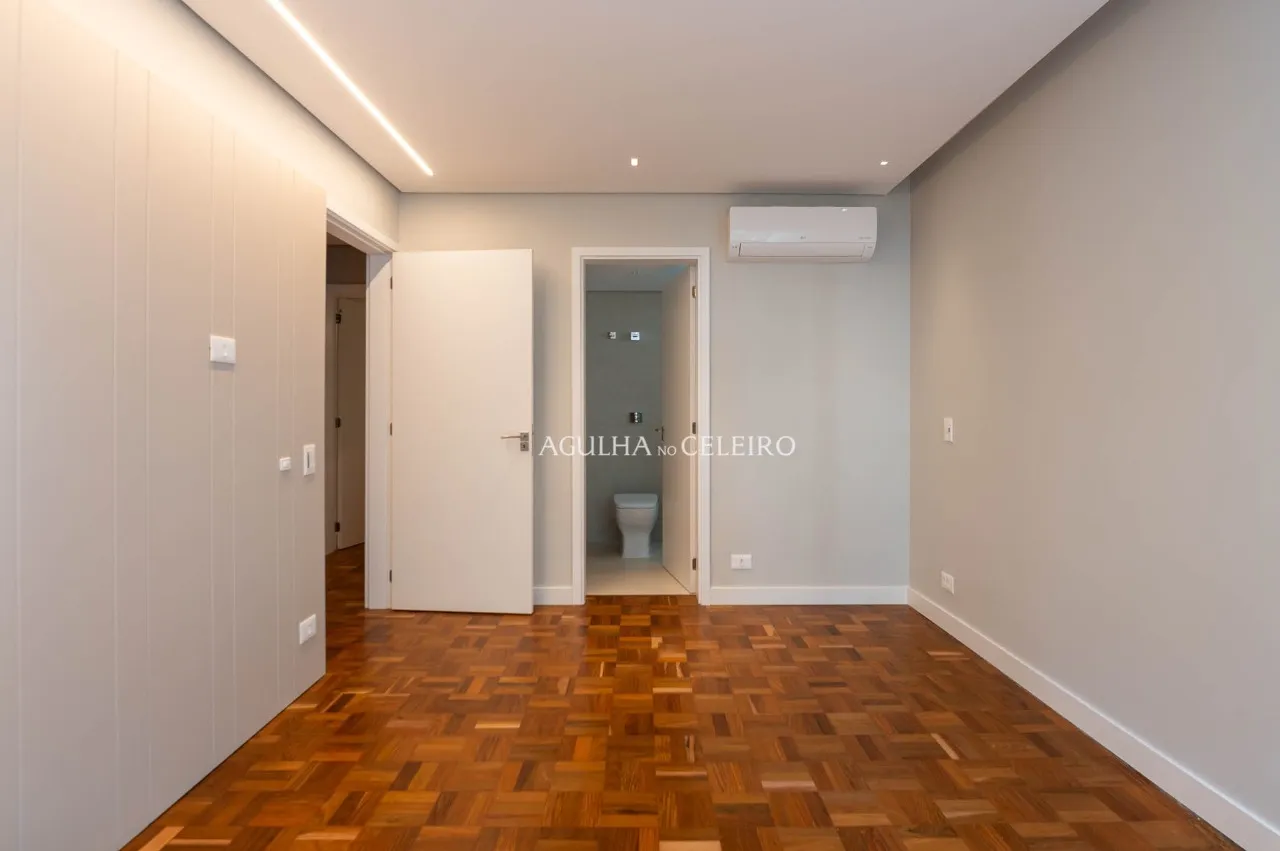 Apartamento totalmente reformado e com localização fantástica à venda no Jardim América. – 12396