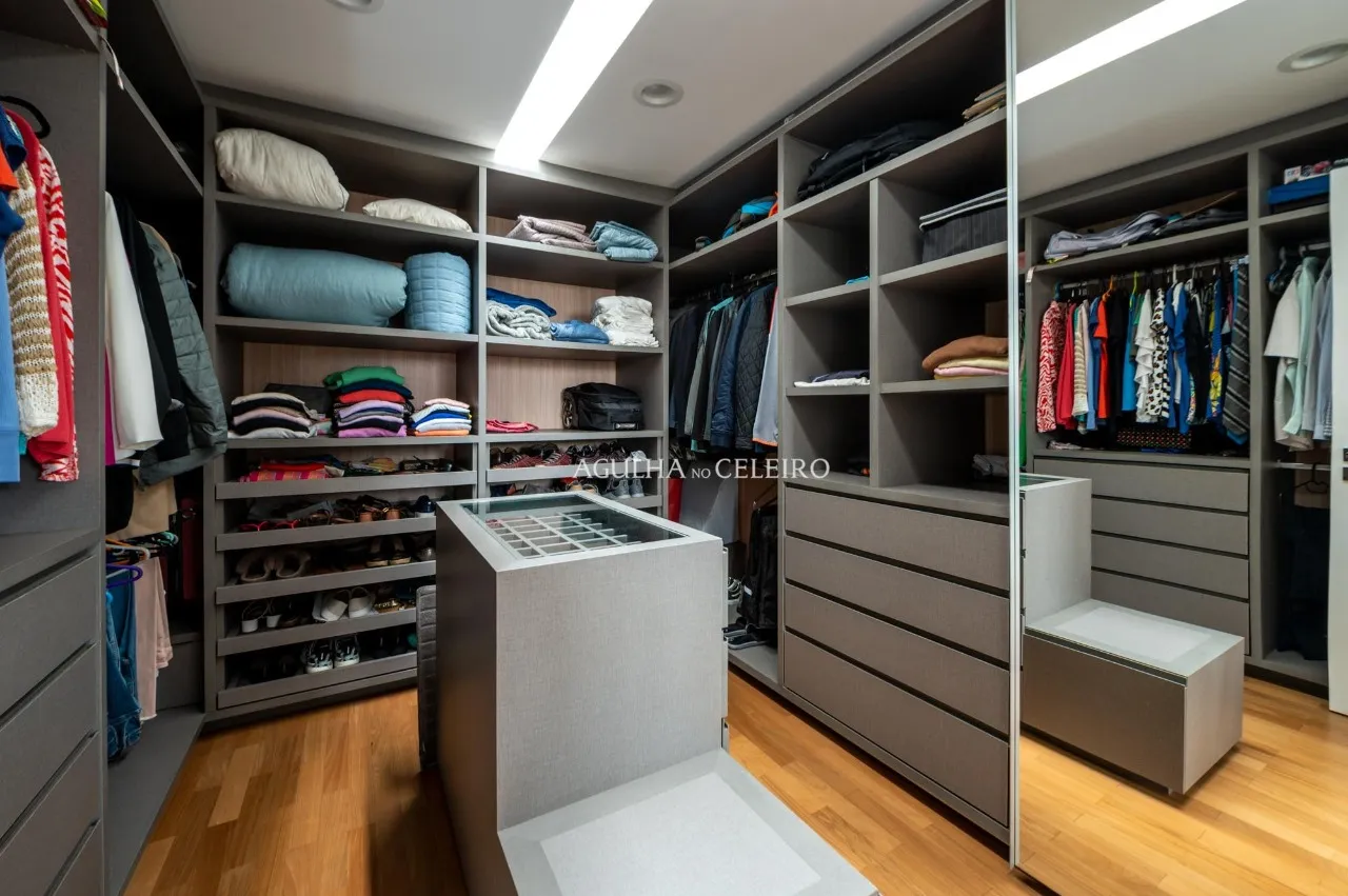 Casa com living externo e piscina à venda no Brooklin – 12523