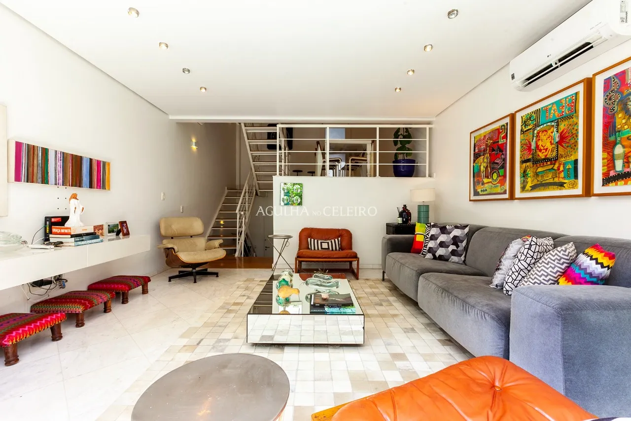 Casa de Condominio à venda ao lado da praça das Corujas na Vila Madalena – 12717