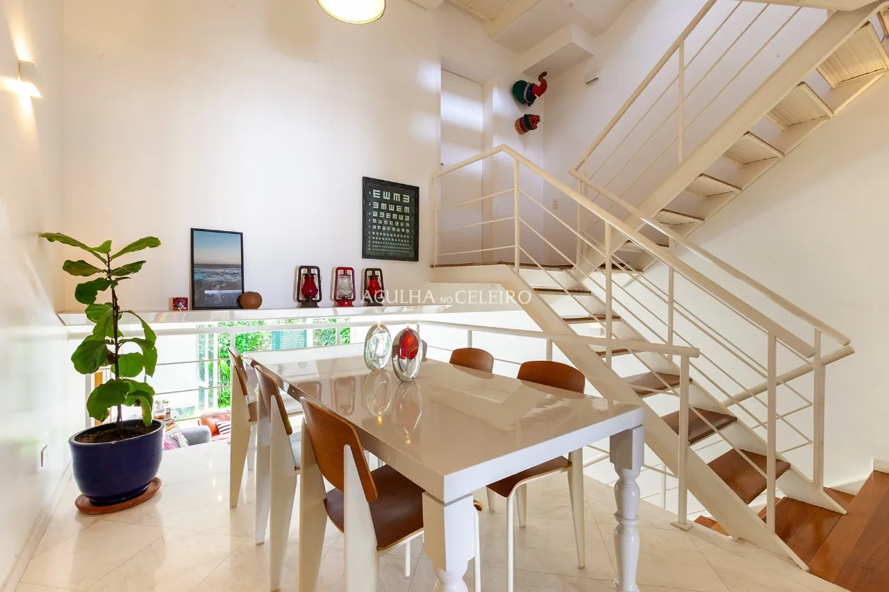Casa de Condominio à venda ao lado da praça das Corujas na Vila Madalena – 12717