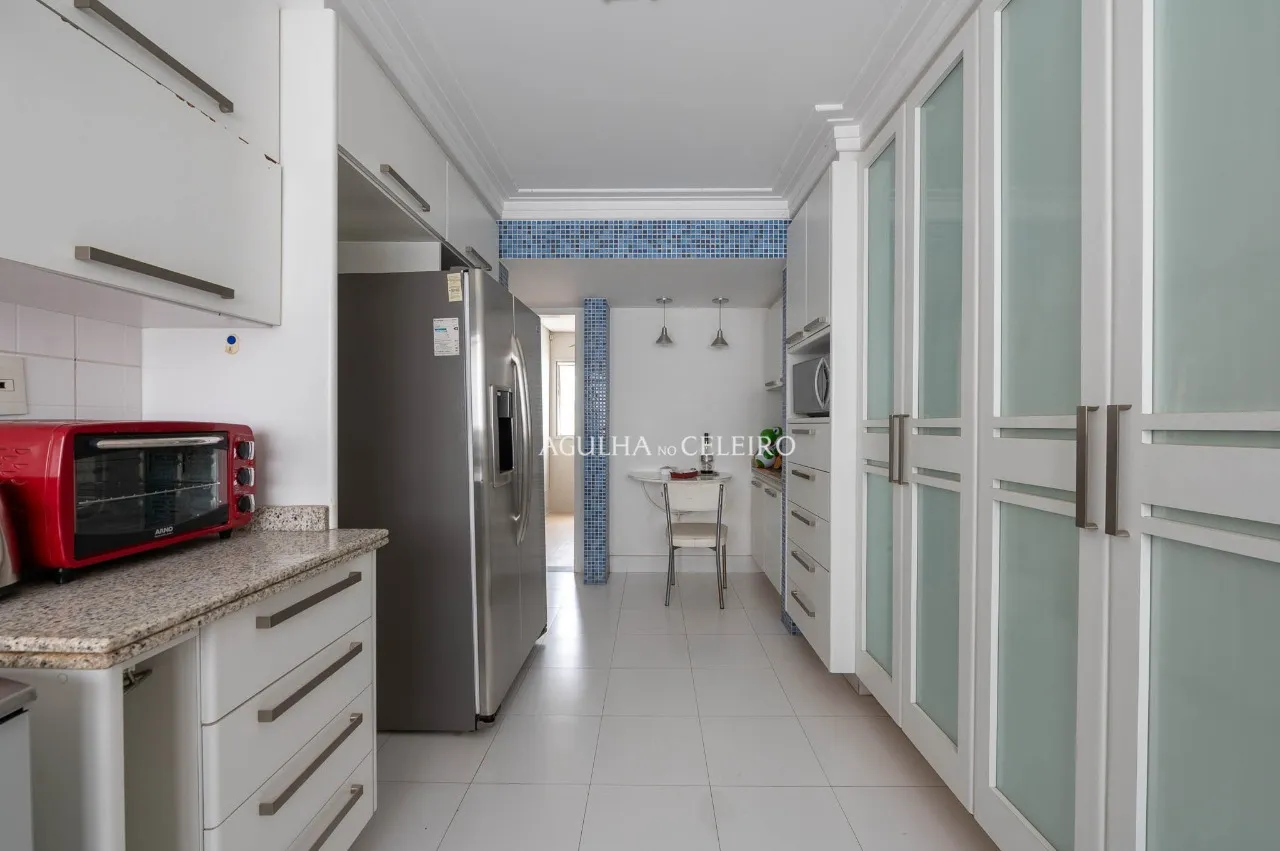 Apartamento espaçoso à venda no Itaim Bibi – 18816