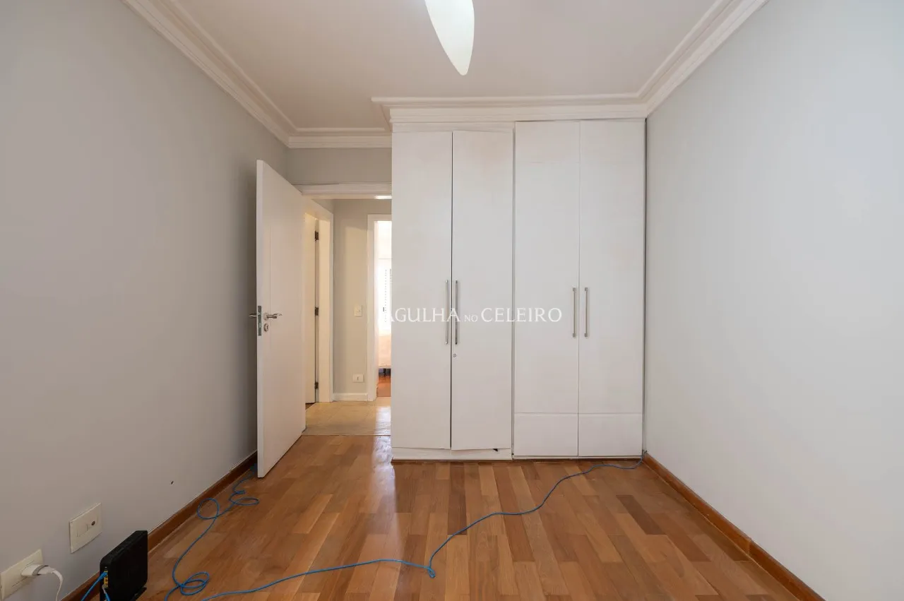 Apartamento espaçoso à venda no Itaim Bibi – 18816