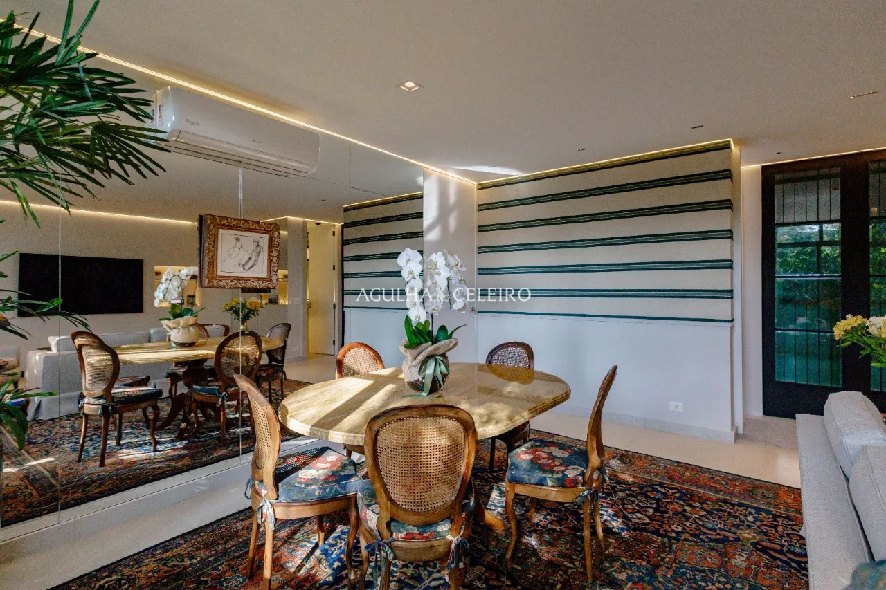Apartamento totalmente reformado â venda no Itaim Bibi. – 21761