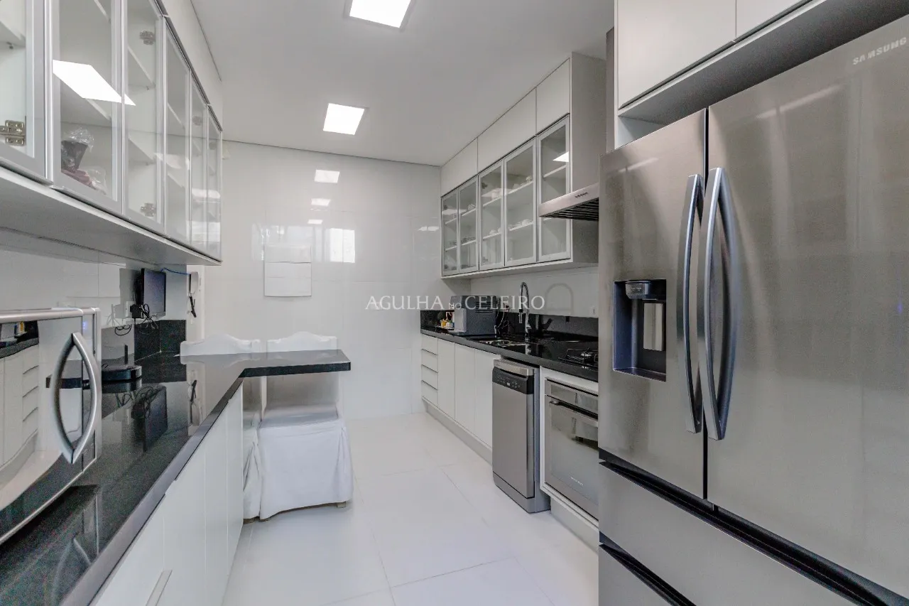 Apartamento totalmente reformado â venda no Itaim Bibi. – 21761