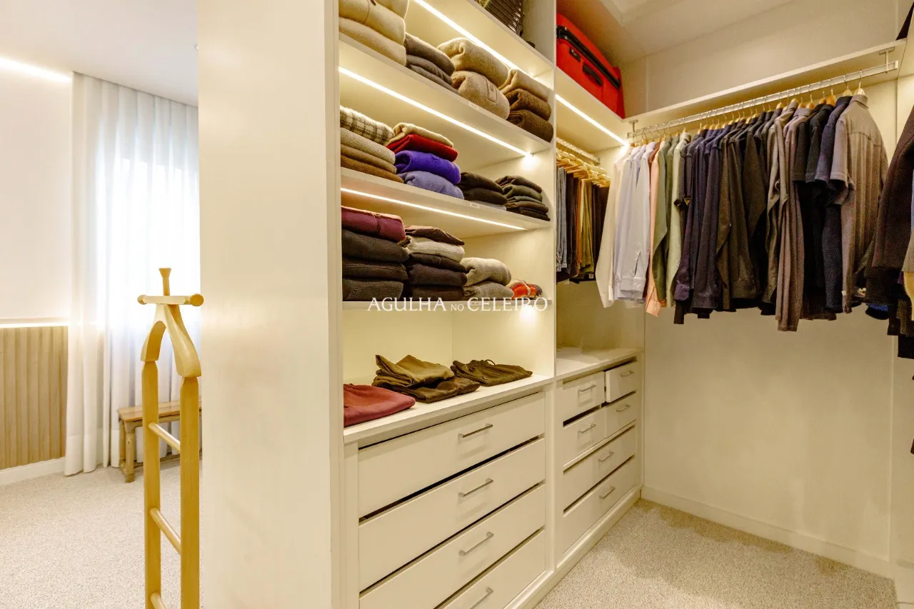 Apartamento totalmente reformado â venda no Itaim Bibi. – 21761