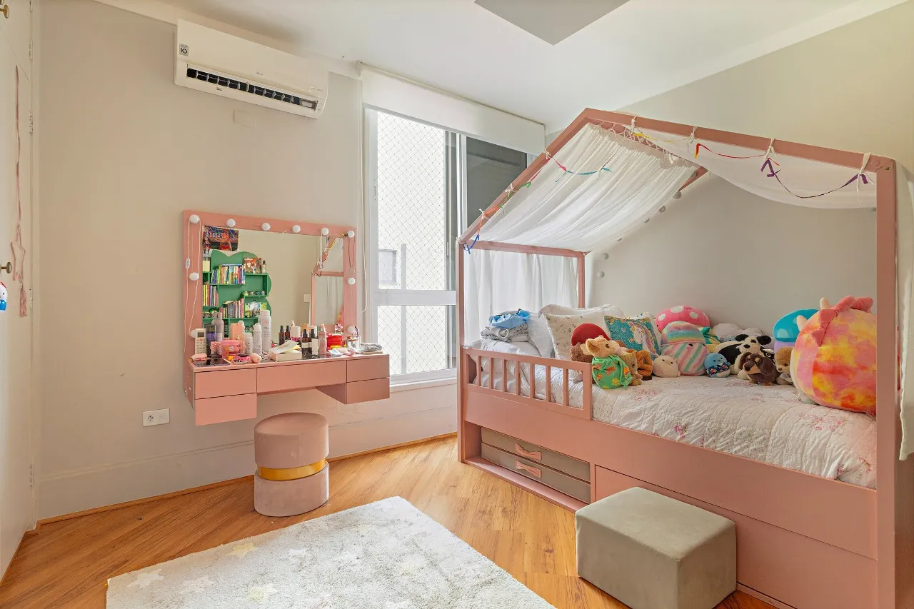 Cobertura penthouse reformada com terraço e vista aberta – 21785