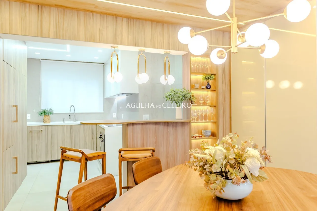 Elegância, luz natural e conforto em dada detalhe. – 21981