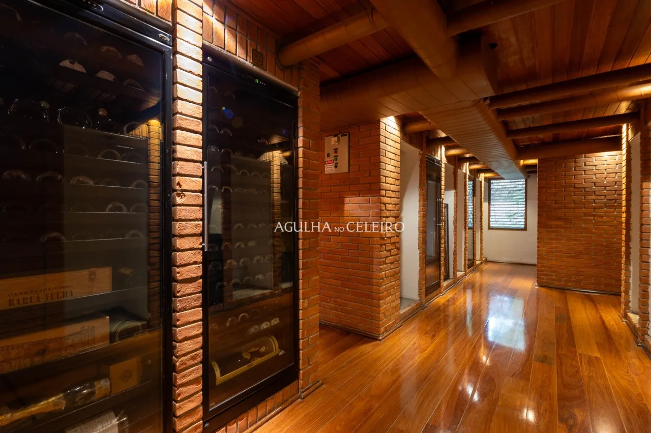 Apartamento à venda em Moema. – 21997