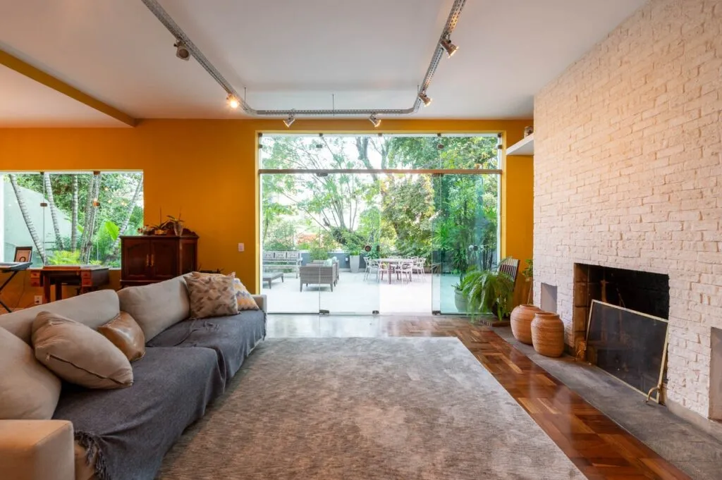 Casa à venda em rua tranquila da Vila Madalena. – 22000