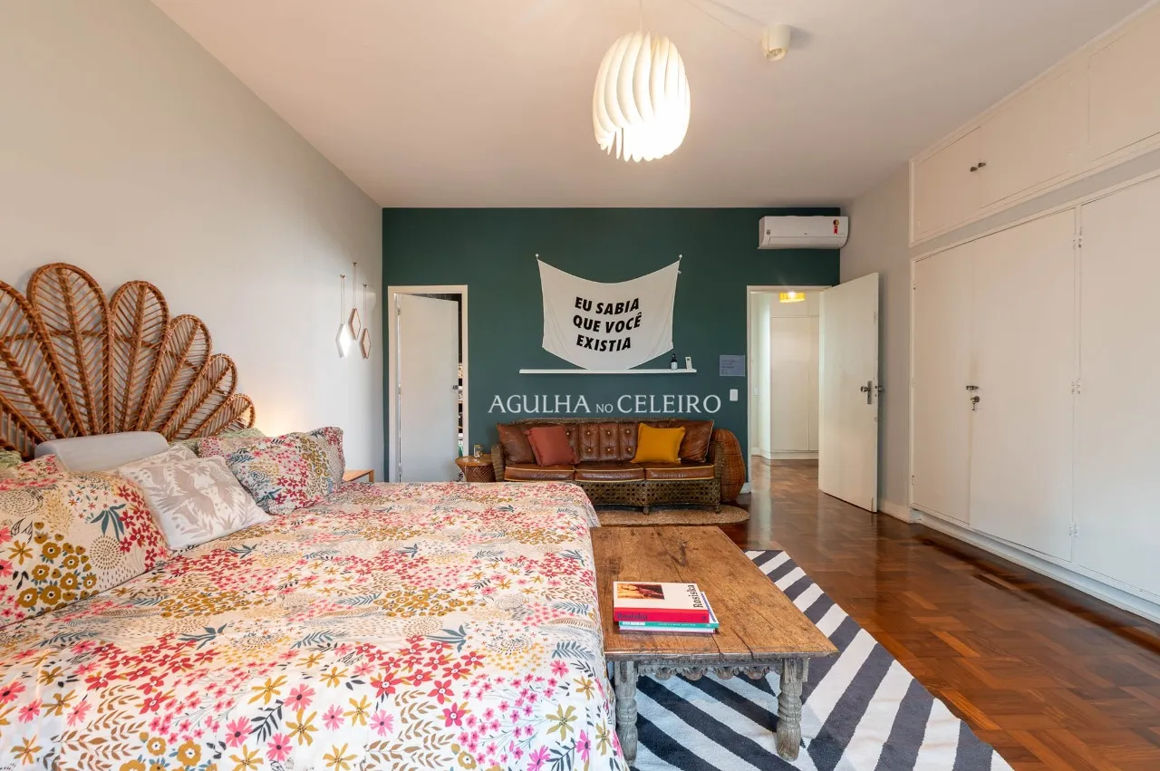 Casa à venda em rua tranquila da Vila Madalena. – 22000