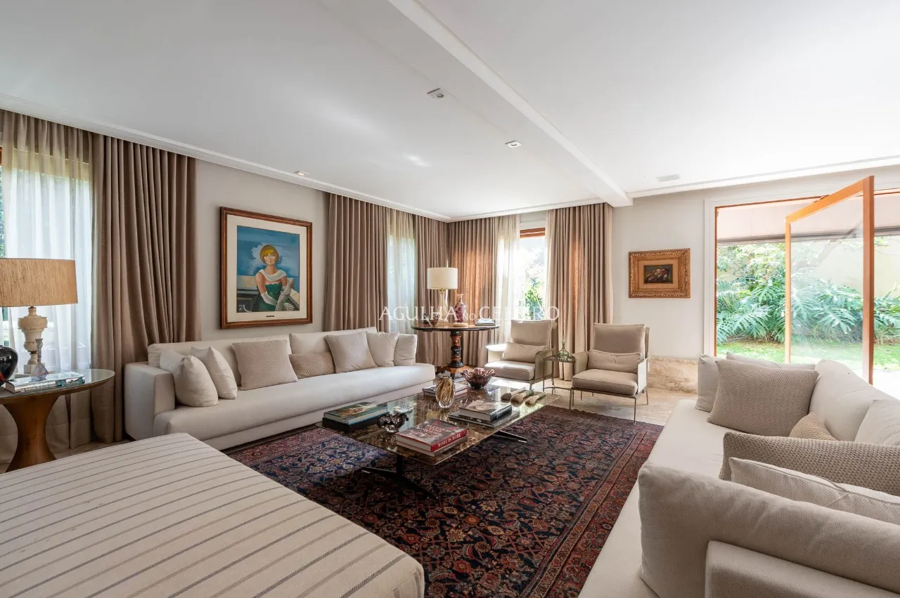 Casa maravilhosa à venda no Jardim Europa – 22028