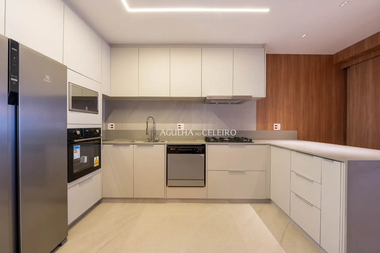 Apartamento totalmente reformado e decorado à venda no Jardim Paulista – 22063