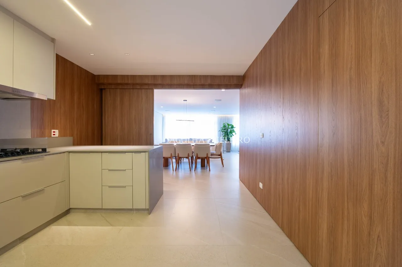 Apartamento totalmente reformado e decorado à venda no Jardim Paulista – 22063