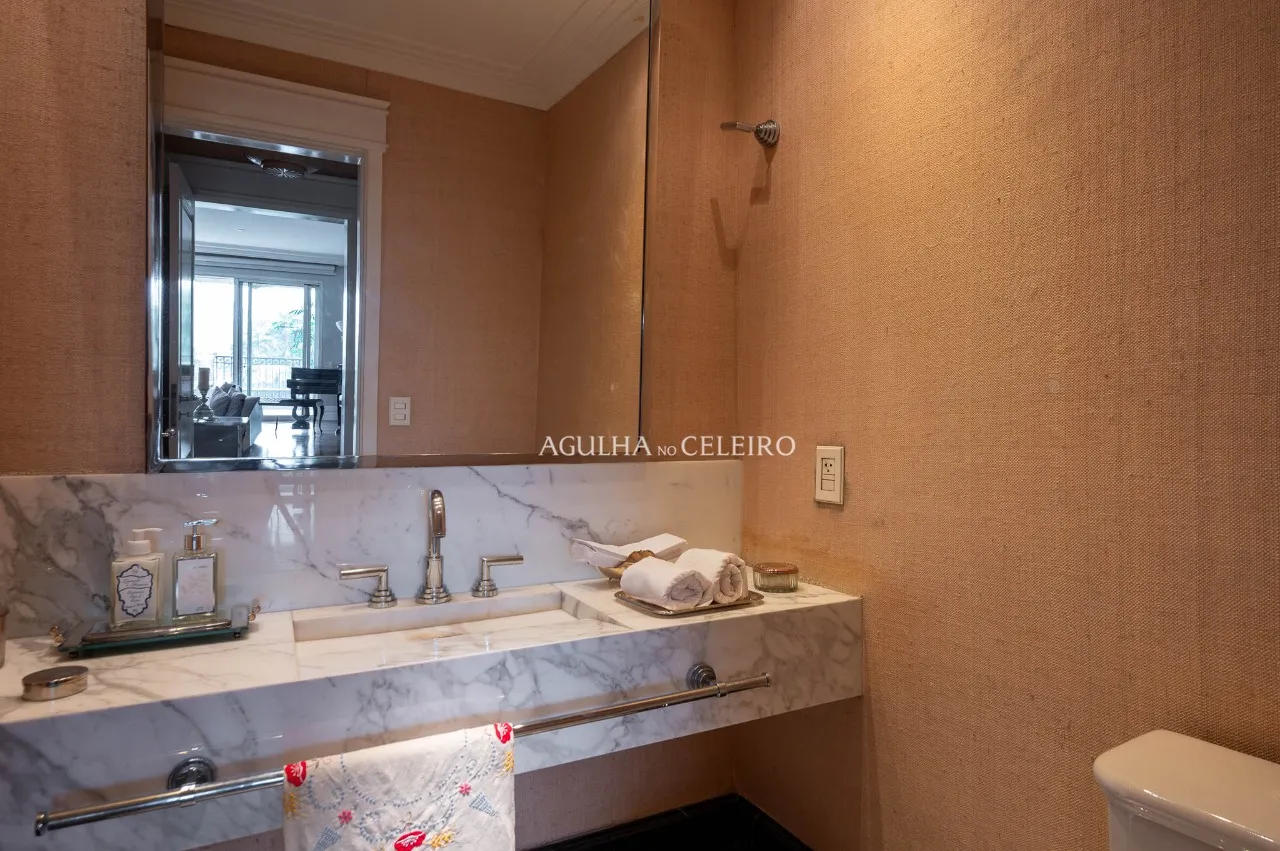 Apartamento em frente ao Parque Ibirapuera à venda no Paraíso! – 22068