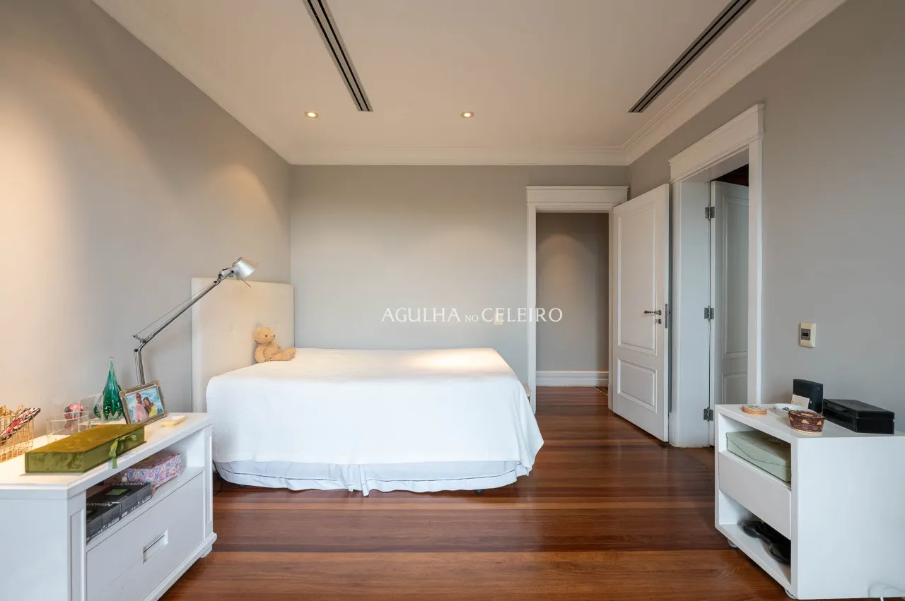 Apartamento em frente ao Parque Ibirapuera à venda no Paraíso! – 22068