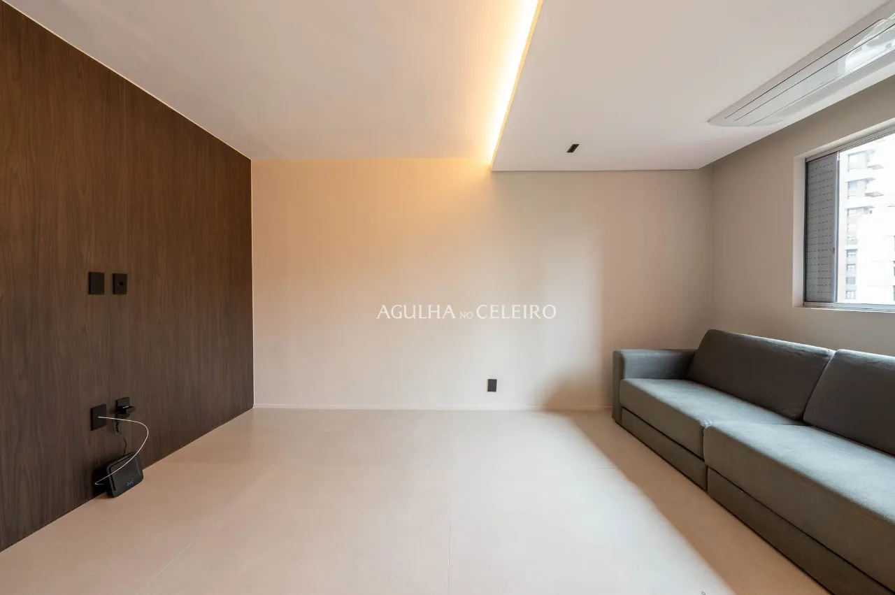 Apartamento reformado para venda e locação no Itaim Bibi. – 22075