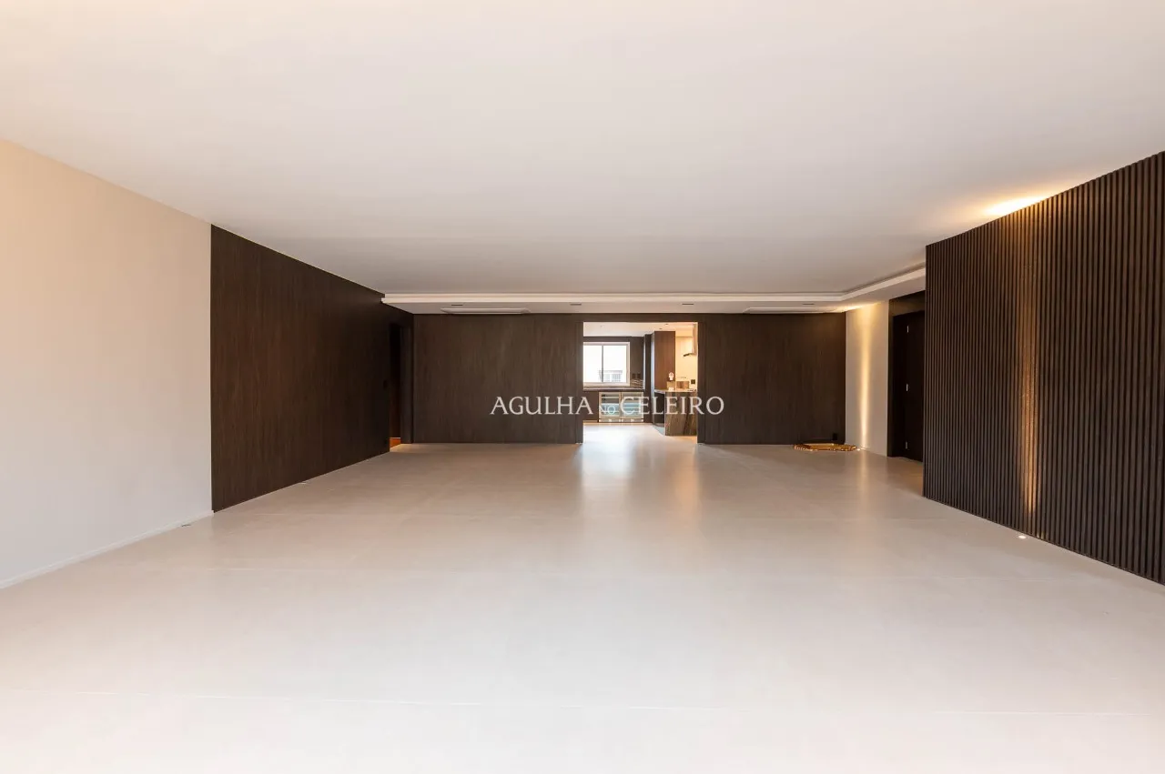 Apartamento reformado para venda e locação no Itaim Bibi. – 22075
