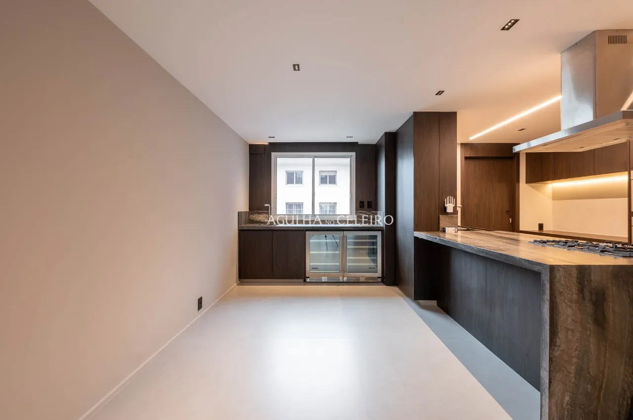 Apartamento reformado para venda e locação no Itaim Bibi. – 22075