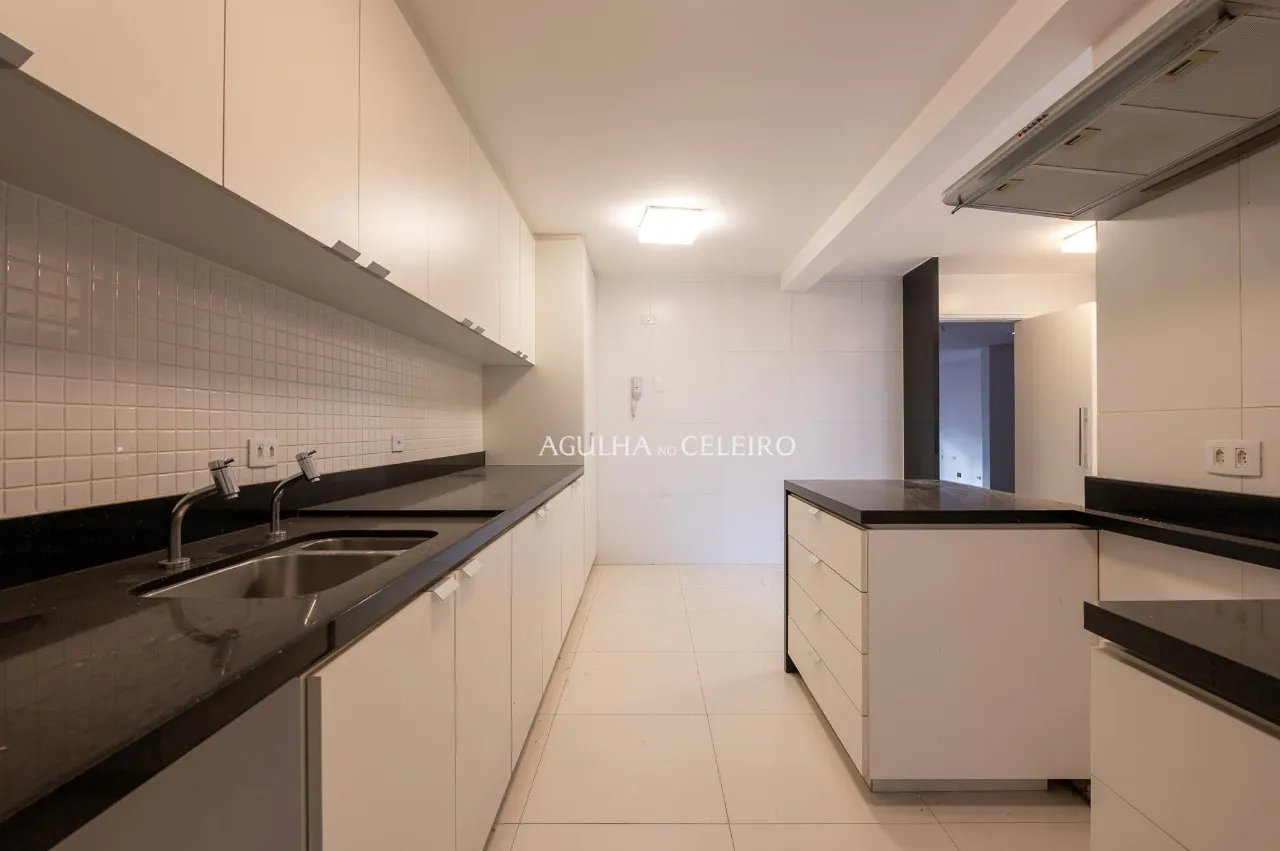 Apartamento à venda no Itaim Bibi. – 22090