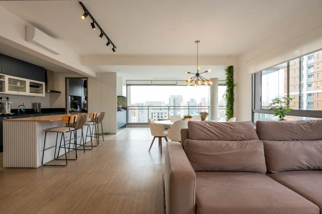 Apartamento encantador à venda em Moema com vista livre e ambientes integrados – 22156