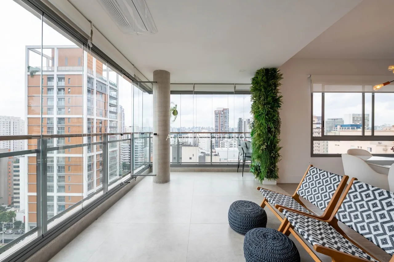 Apartamento encantador à venda em Moema com vista livre e ambientes integrados – 22156